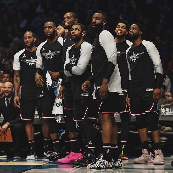 中期围绕 中期围绕